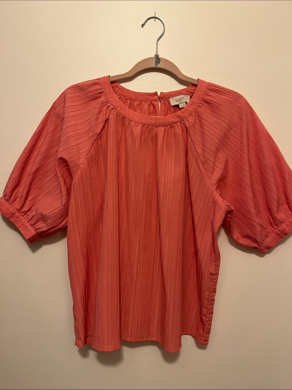 LOFT Coral Puff-Sleeve Textured Blouse